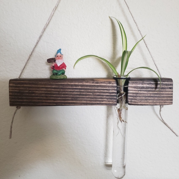 Hanging propagating station shelf - Picture 3 of 3